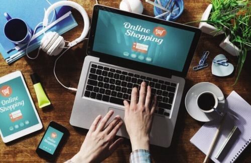 最后來說一個正能量的故事，一個關(guān)于兩代人理性消費(fèi)理性投資的故事。