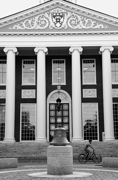 還在糾結(jié)選哪個(gè)學(xué)校？ 美國(guó)最有價(jià)值大學(xué)出爐