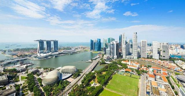 低齡留學(xué)家長要不要陪讀？解讀各國陪讀政策！